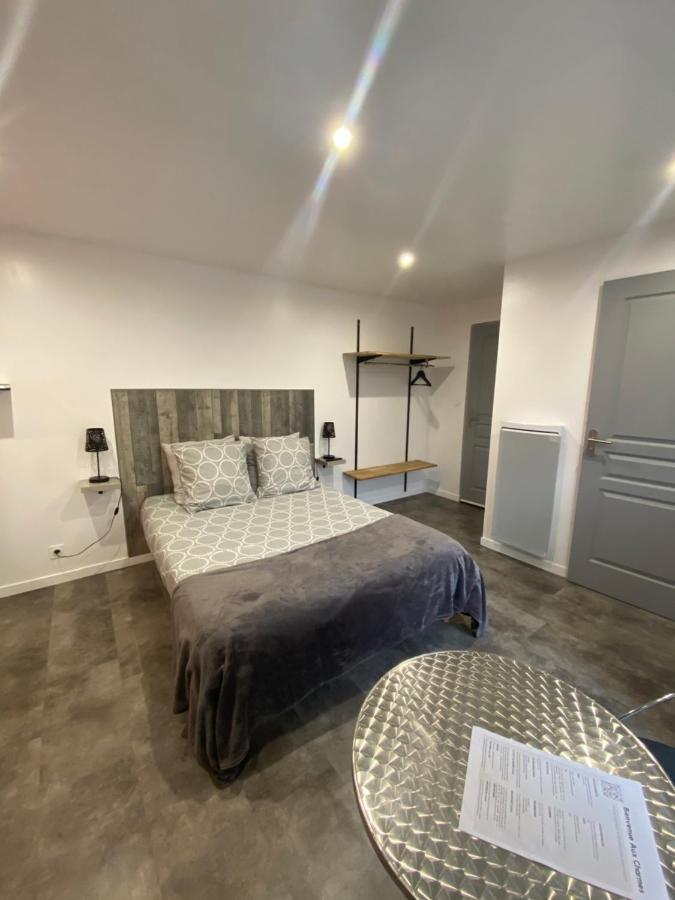 Aux Charmes Bed and Breakfast Isques Εξωτερικό φωτογραφία