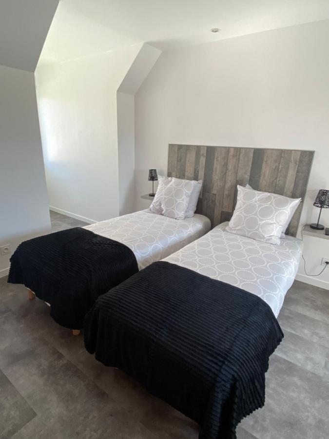 Aux Charmes Bed and Breakfast Isques Εξωτερικό φωτογραφία