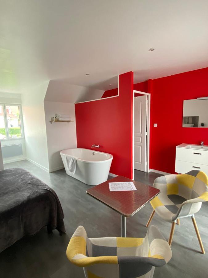 Aux Charmes Bed and Breakfast Isques Εξωτερικό φωτογραφία
